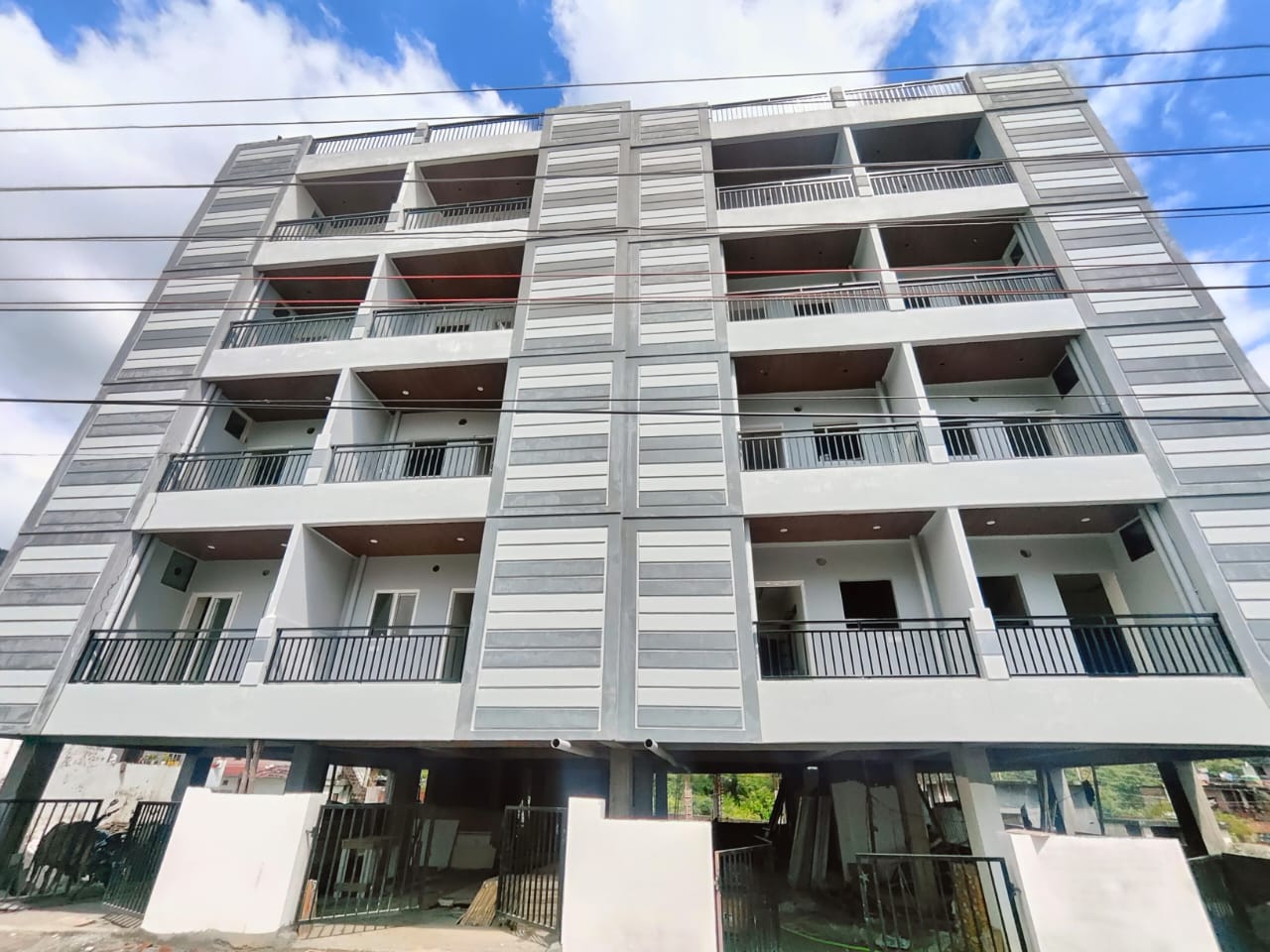 2bhk flat in dehradun with AMAZING GREENERY VIEW